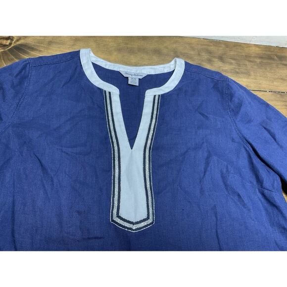 Tommy Bahama Women’s Blue Tunic Blouse Adorned With Silver Threading Sz M Linen - Picture 2 of 12